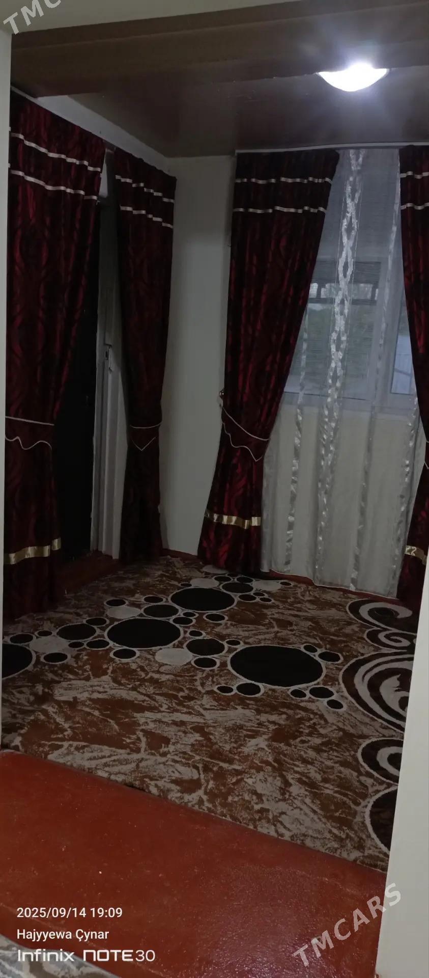 Arenda Jay - Mary - img 3