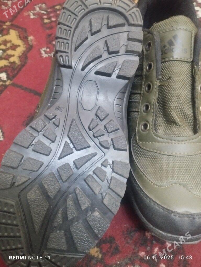 Кроссовка - Türkmenabat - img 2