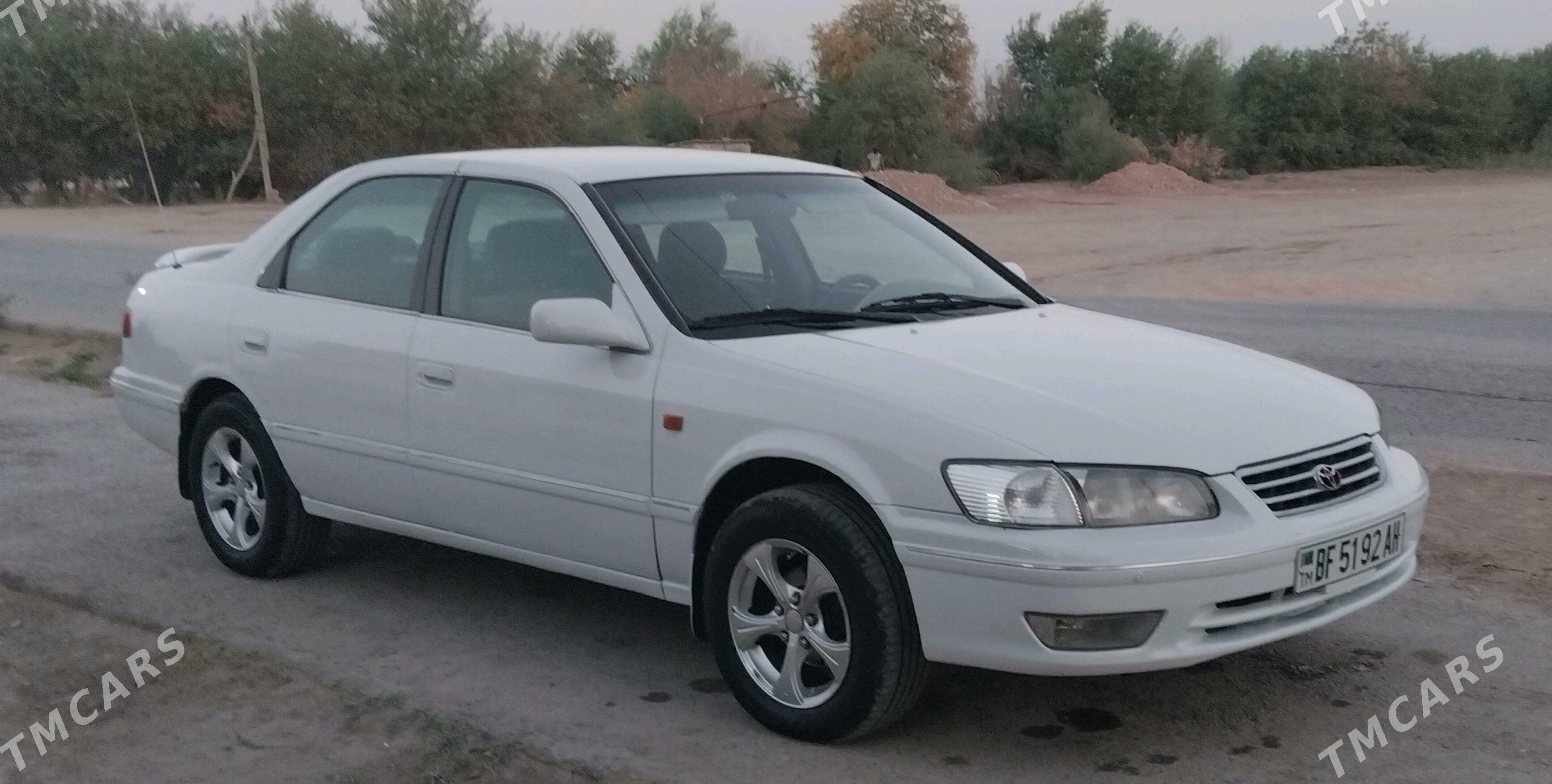 Toyota Camry 1998 - 122 000 TMT - Babadaýhan - img 3