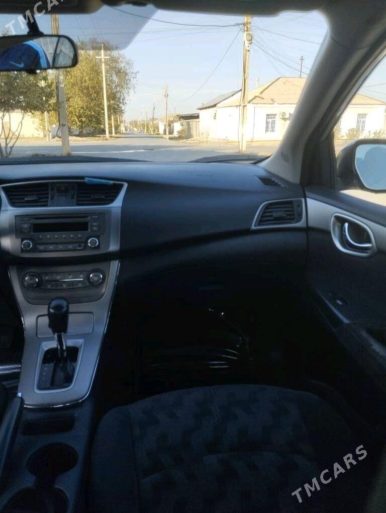 Nissan Sentra 2013 - 110 000 TMT - Мары - img 7
