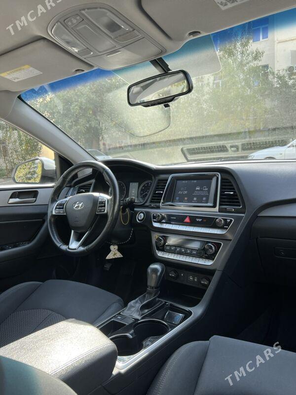 Hyundai Sonata 2019 - 225 000 TMT - Aşgabat - img 6