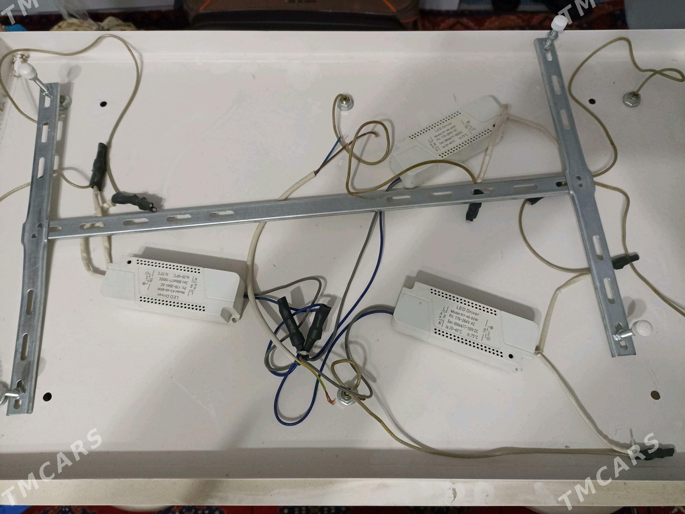 kuhyny lustura - 1 mkr - img 2