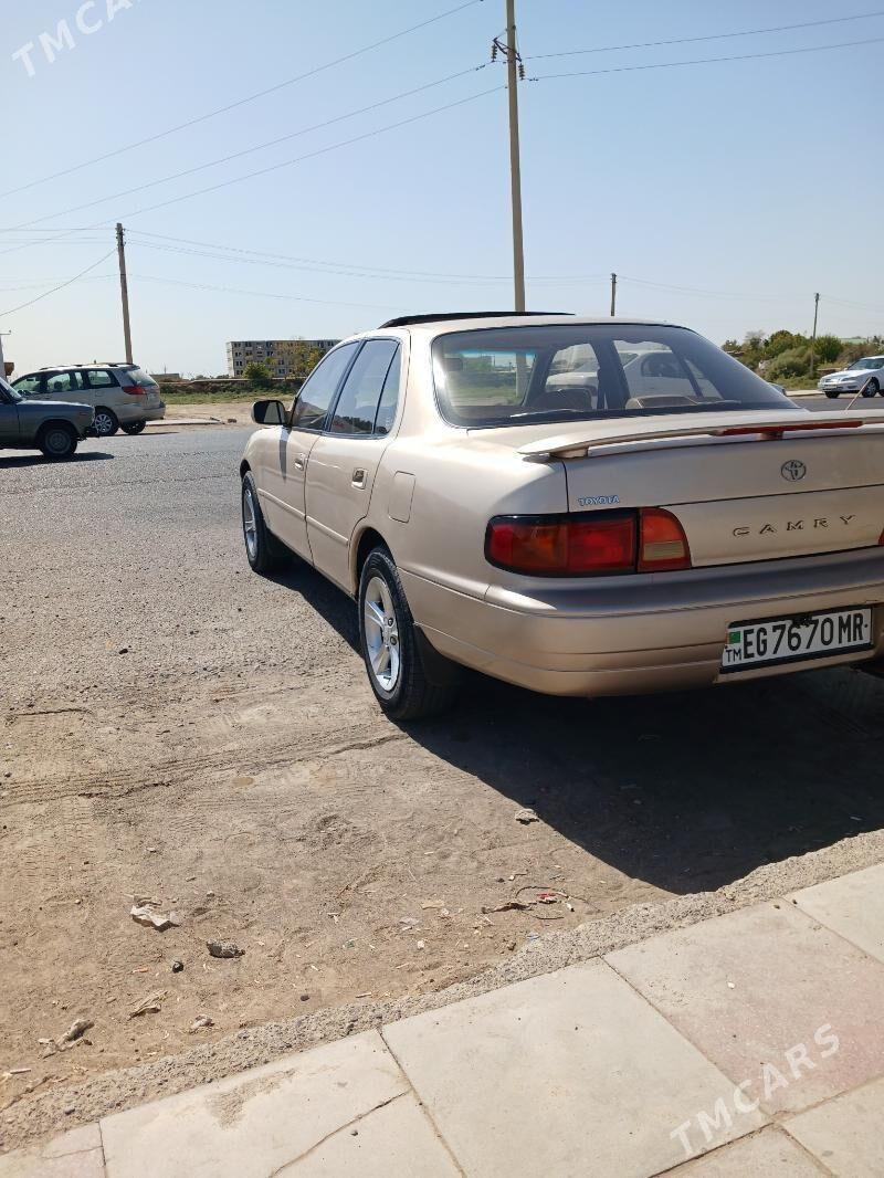 Toyota Camry 1994 - 105 000 TMT - Mary - img 3
