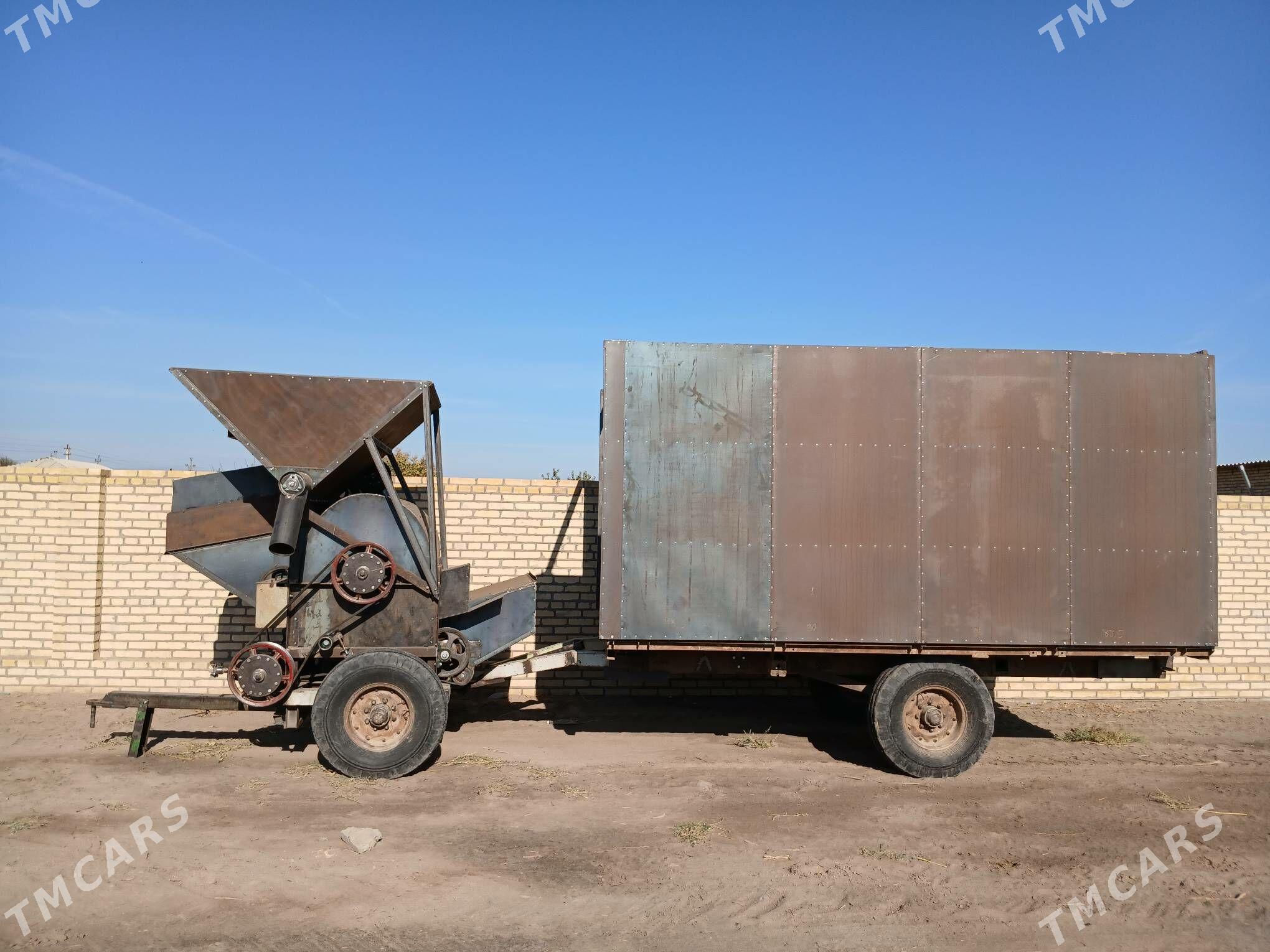 MTZ 80 2010 - 150 000 TMT - Гарабекевюл - img 1