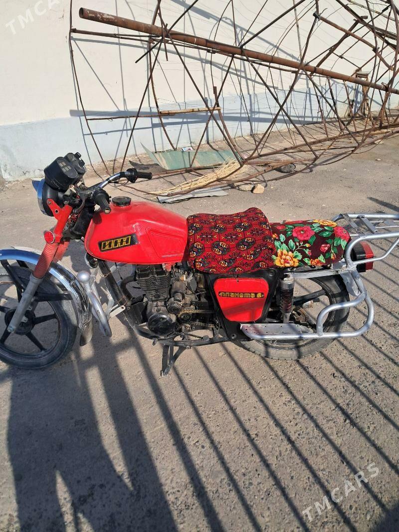 Iž Planeta 2005 - 9 600 TMT - Halaç - img 3