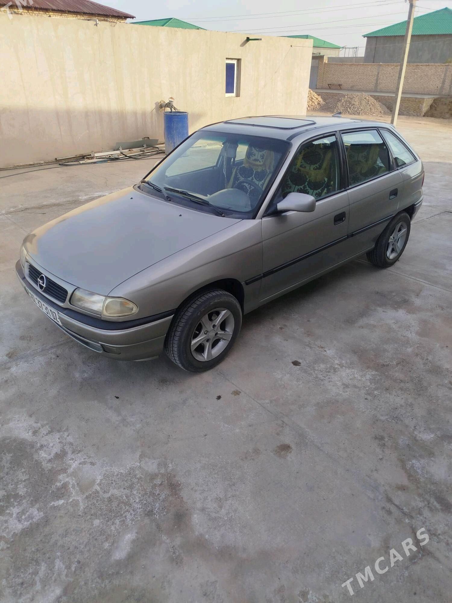 Opel Astra 1995 - 58 000 TMT - Шабатский этрап - img 2