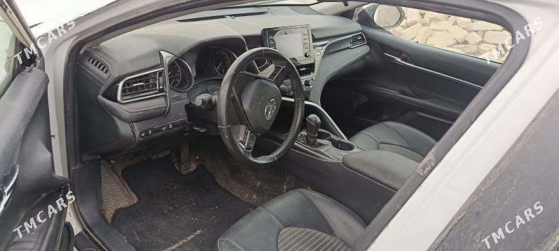 Toyota Camry 2022 - 210 000 TMT - Мары - img 5