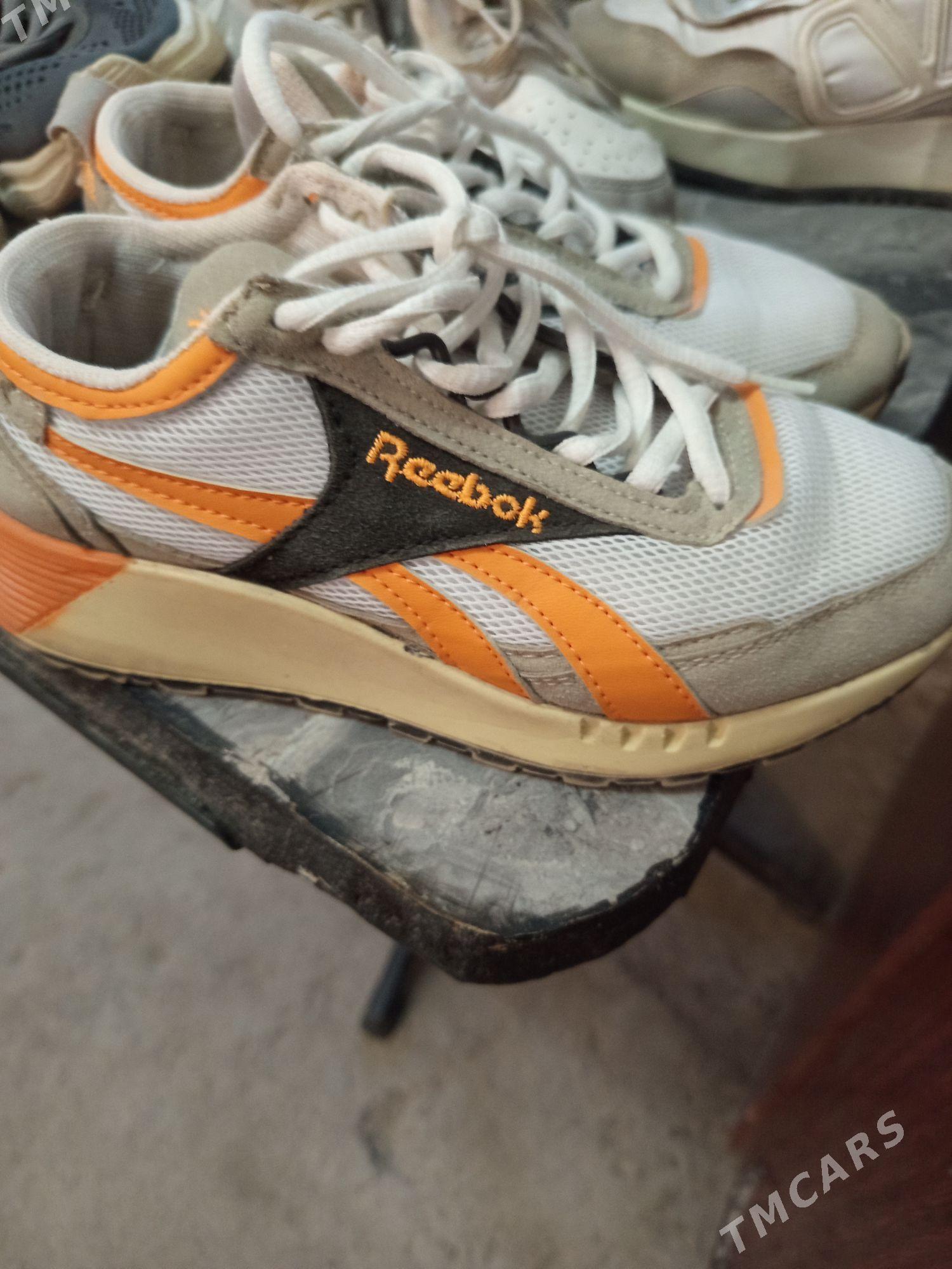 кроссовки - Туркменабат - img 5