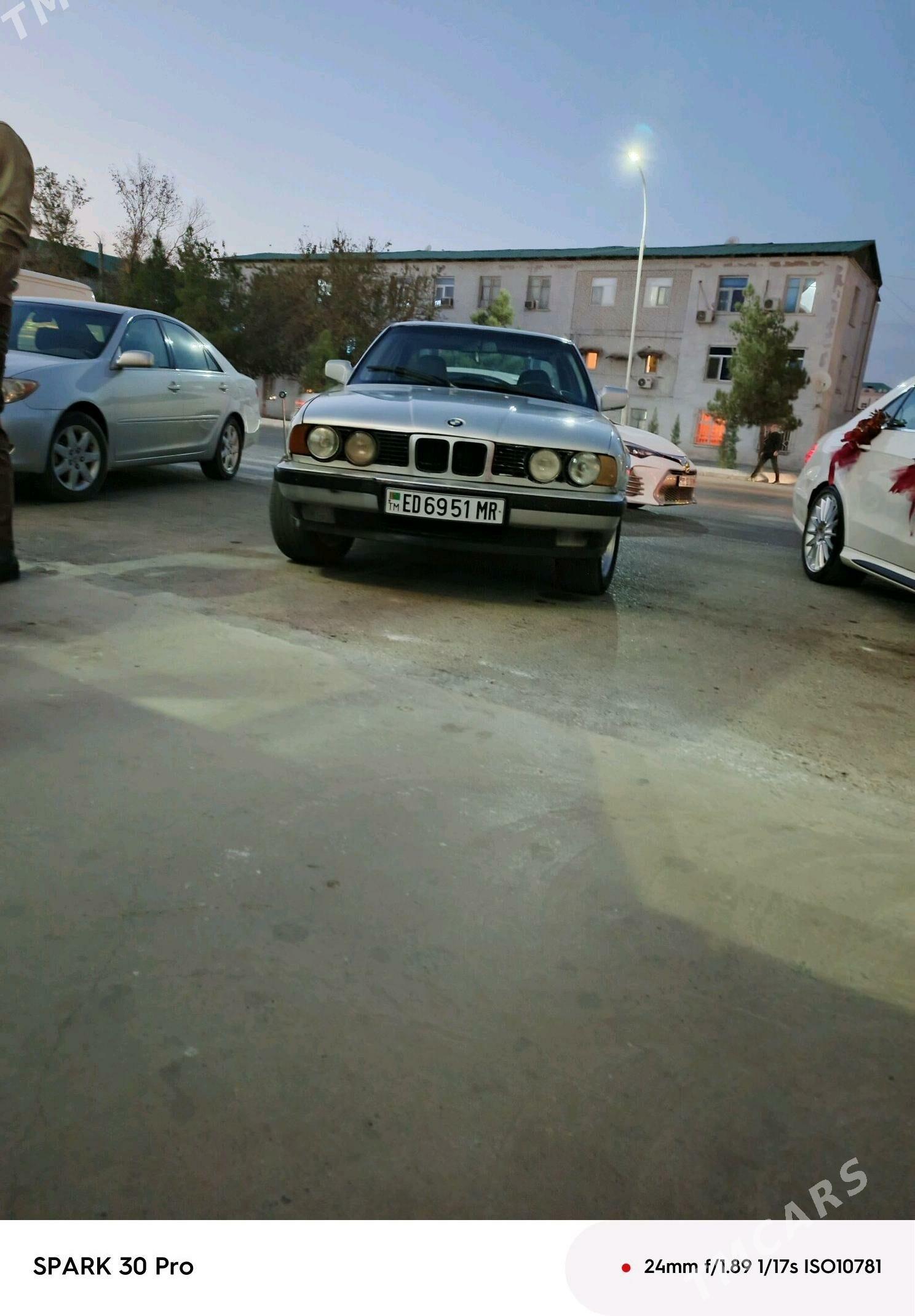 BMW 520 1992 - 30 000 TMT - Mary - img 7