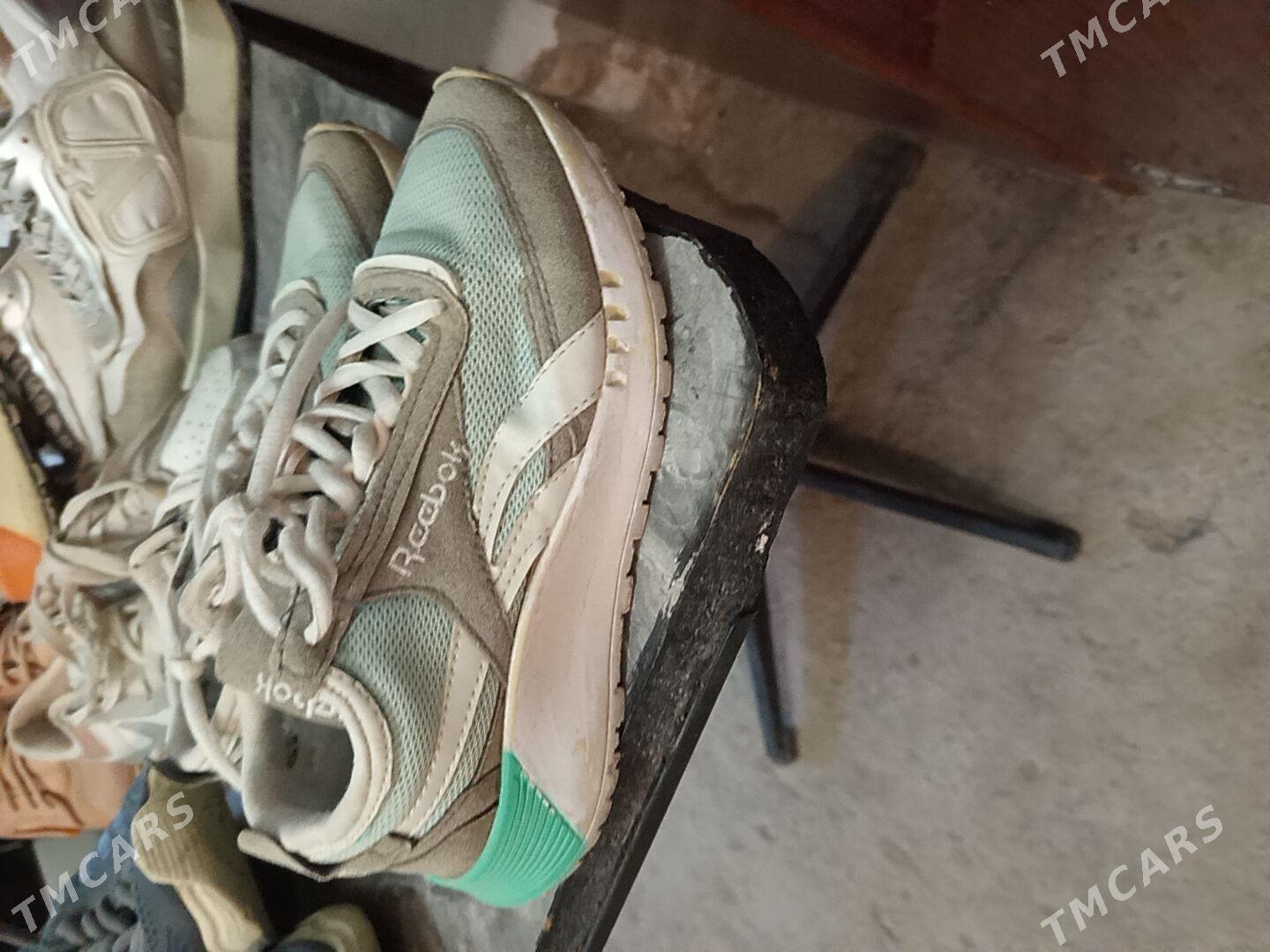 кроссовки - Туркменабат - img 4