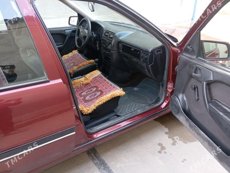 Opel Vectra 1992 - 50 000 TMT - Байрамали - img 4