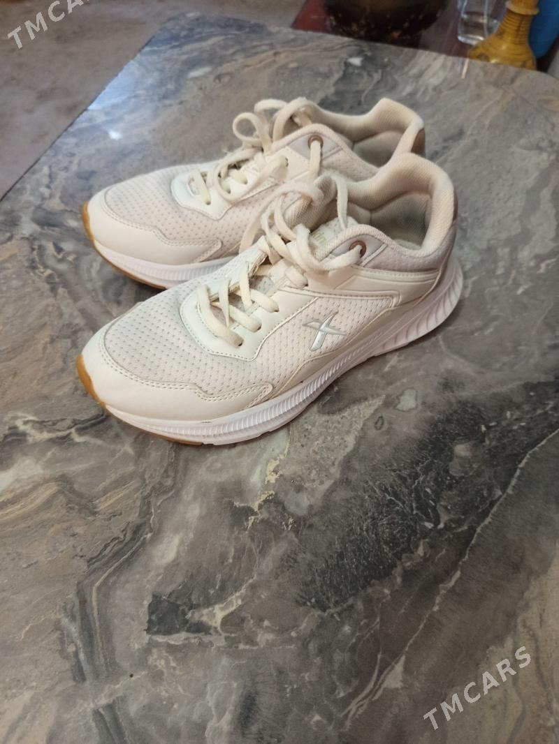 кроссовки - Туркменабат - img 2