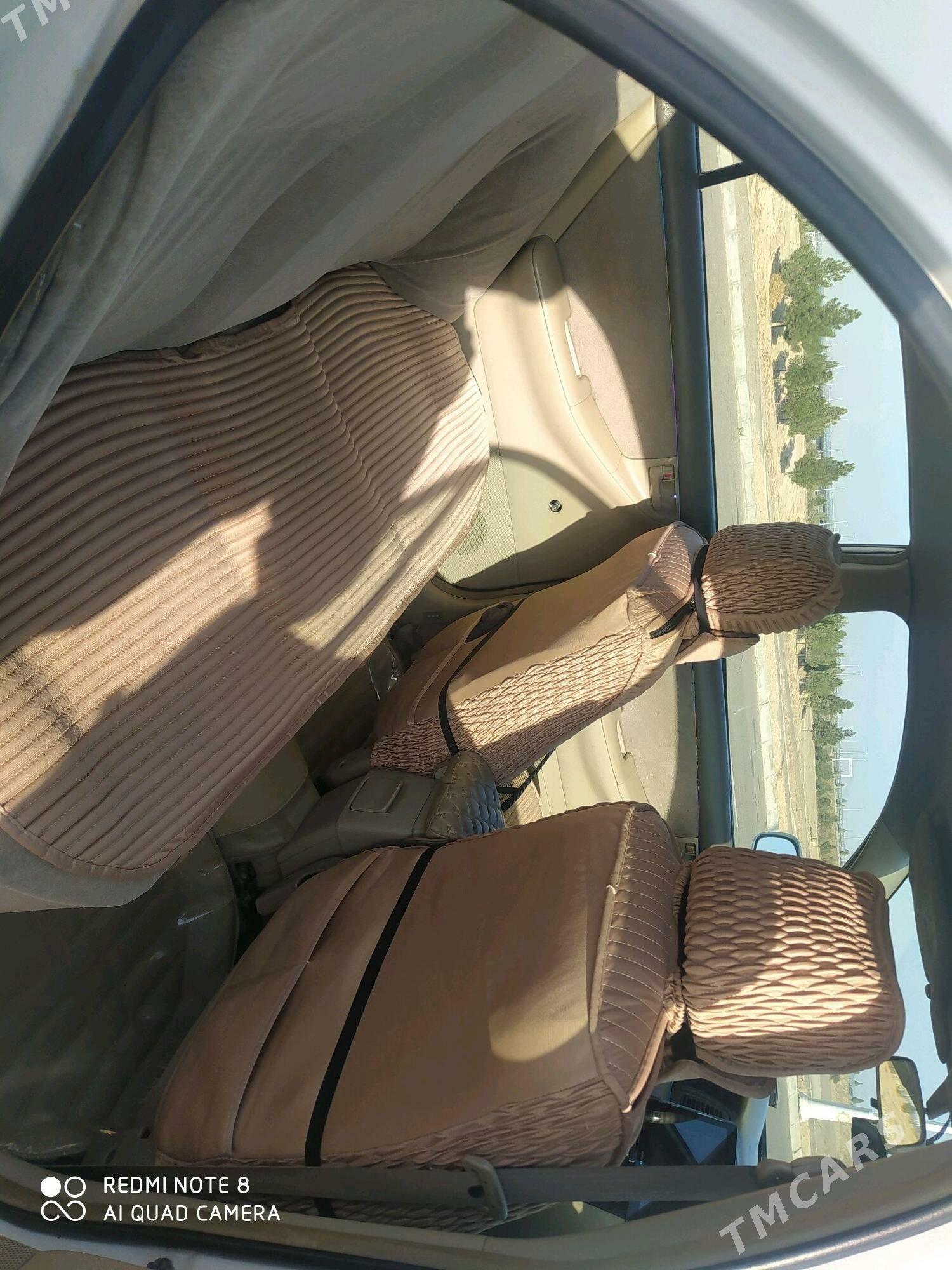 Toyota Corolla 2001 - 110 000 TMT - Türkmenbaşy - img 3