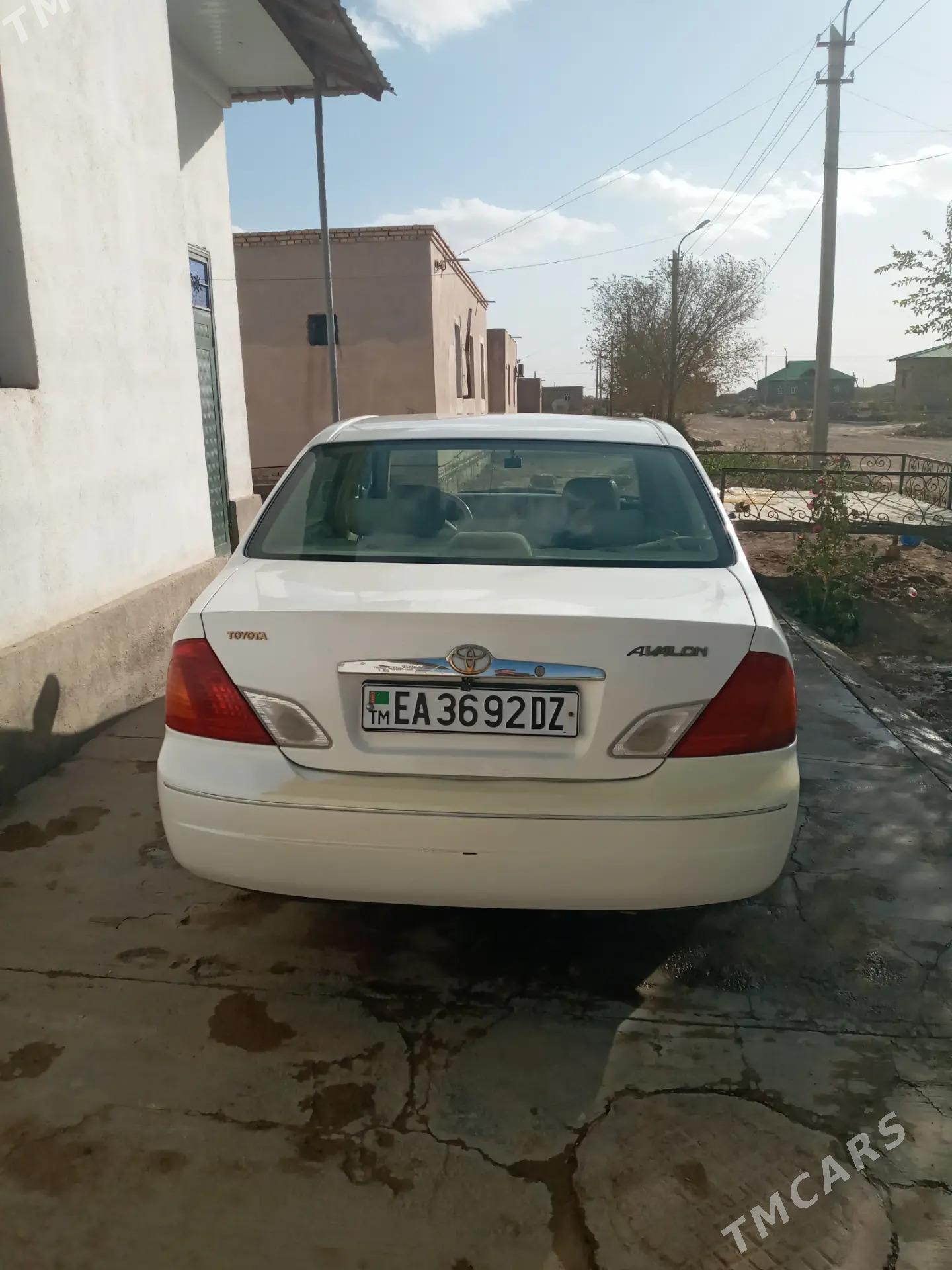 Toyota Avalon 2000 - 170 000 TMT - Ruhubelent etraby - img 2