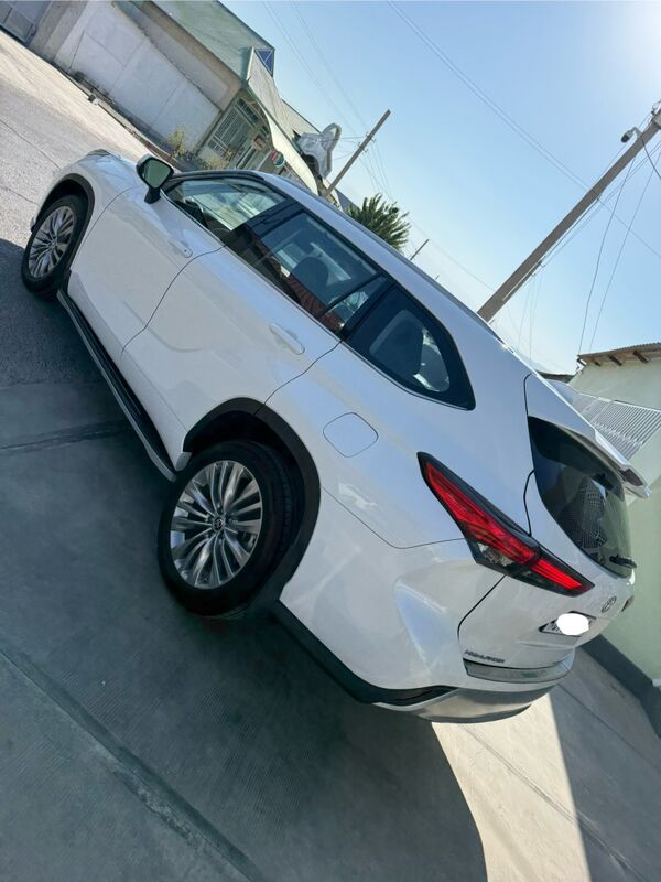 Toyota Highlander 2021 - 565 000 TMT - Ашхабад - img 10