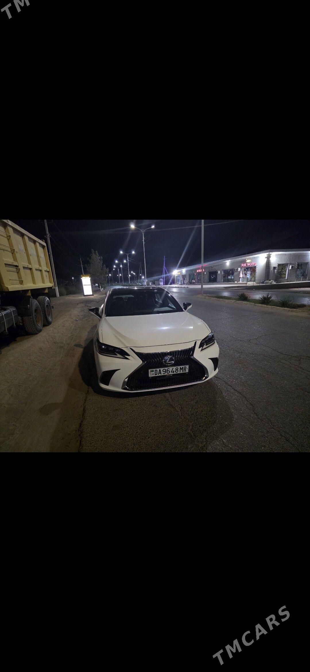 Lexus ES 350 2019 - 549 000 TMT - Мары - img 2