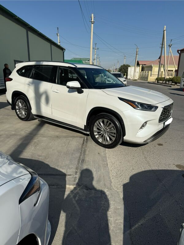 Toyota Highlander 2021 - 565 000 TMT - Ашхабад - img 3