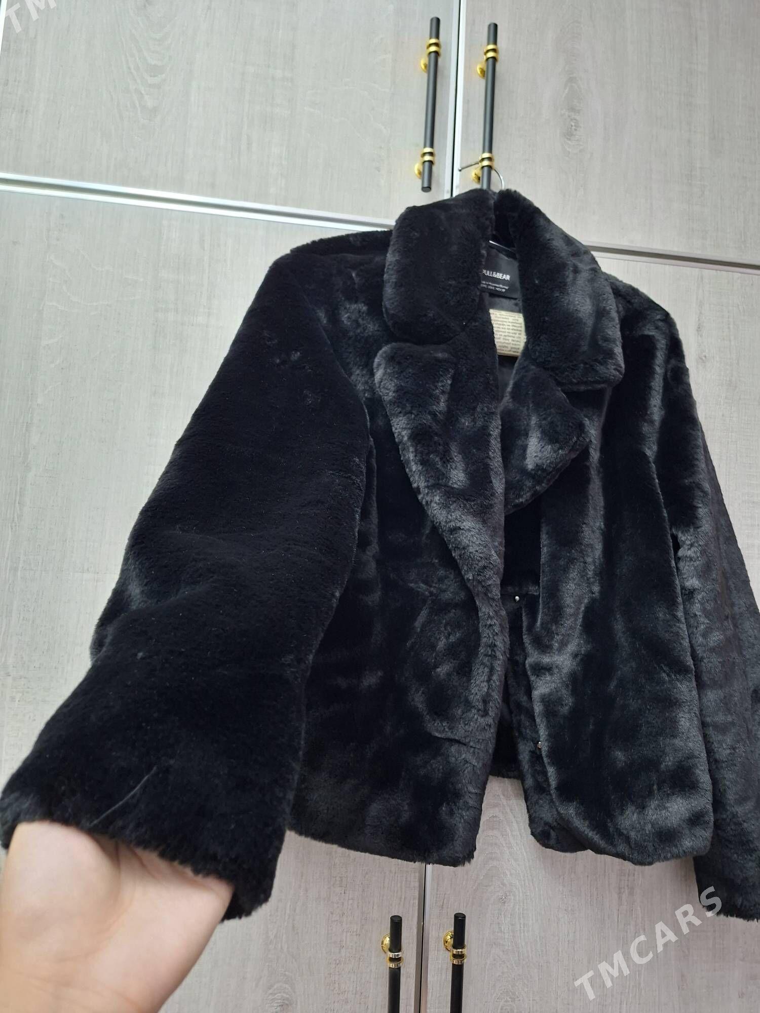 Original Šuba Pull Bear firman - Büzmeýin - img 1