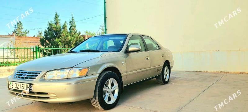 Toyota Camry 2001 - 138 000 TMT - Halaç - img 2