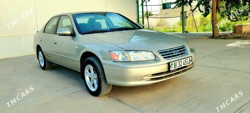 Toyota Camry 2001 - 138 000 TMT - Halaç - img 3