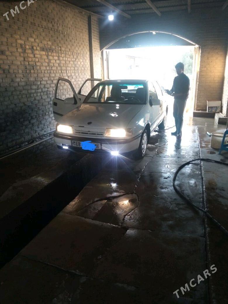 Opel Vectra 1991 - 28 000 TMT - Mary - img 3