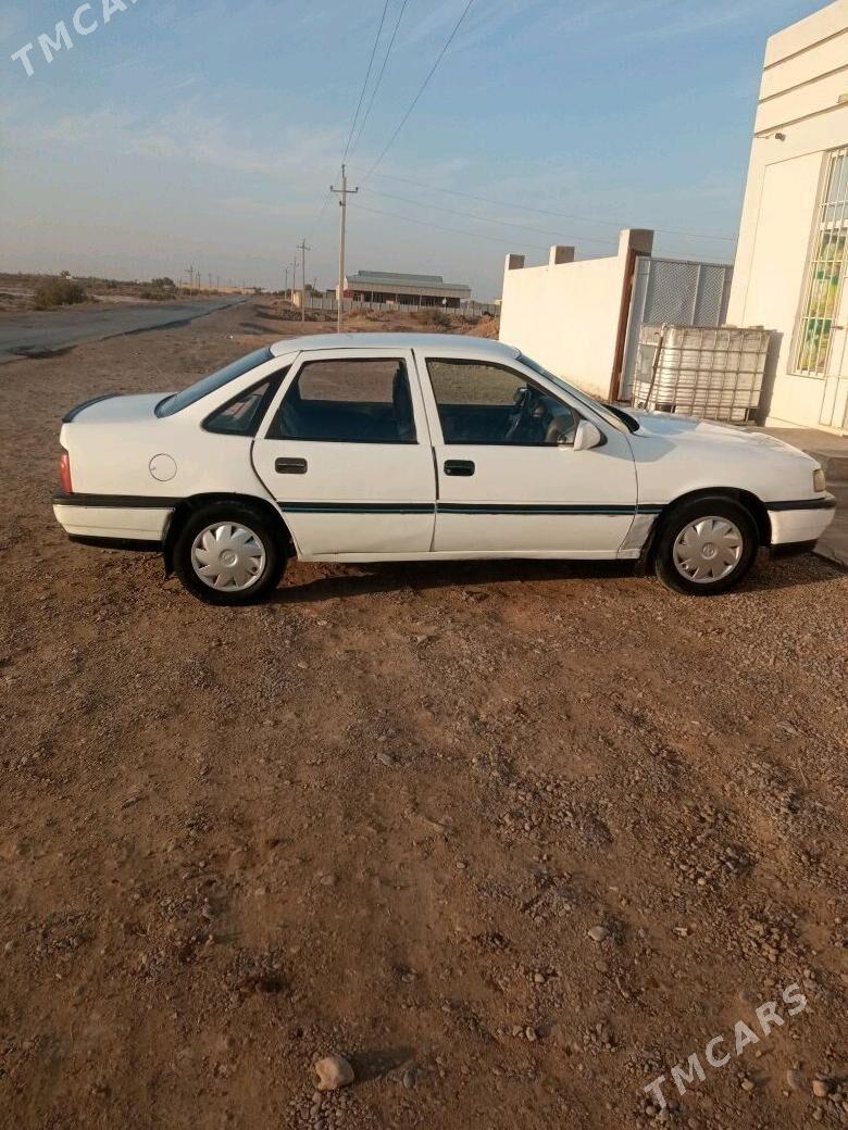 Opel Vectra 1991 - 28 000 TMT - Mary - img 7