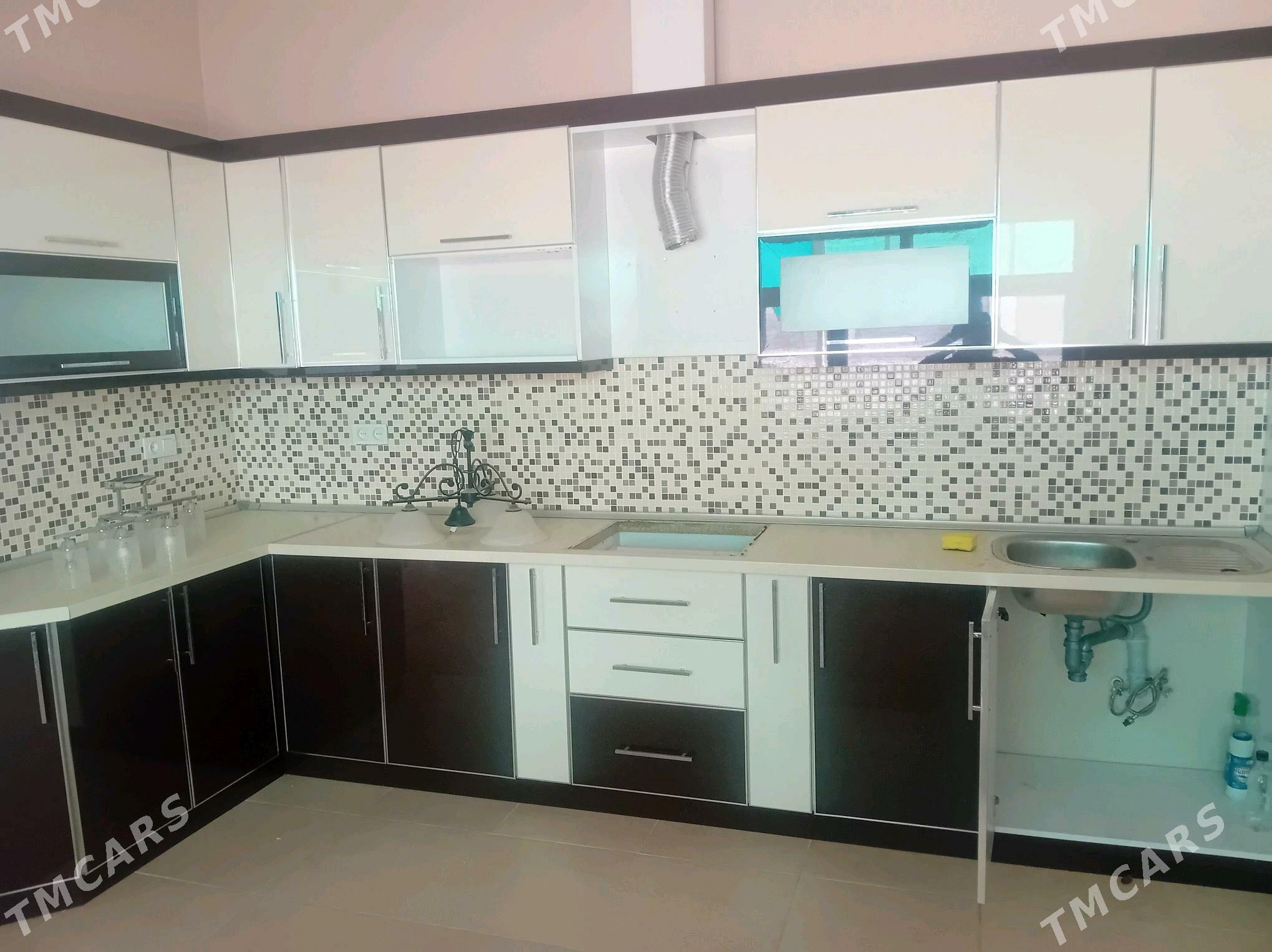 kuhny garnatur - Ak bugdaý etraby - img 2