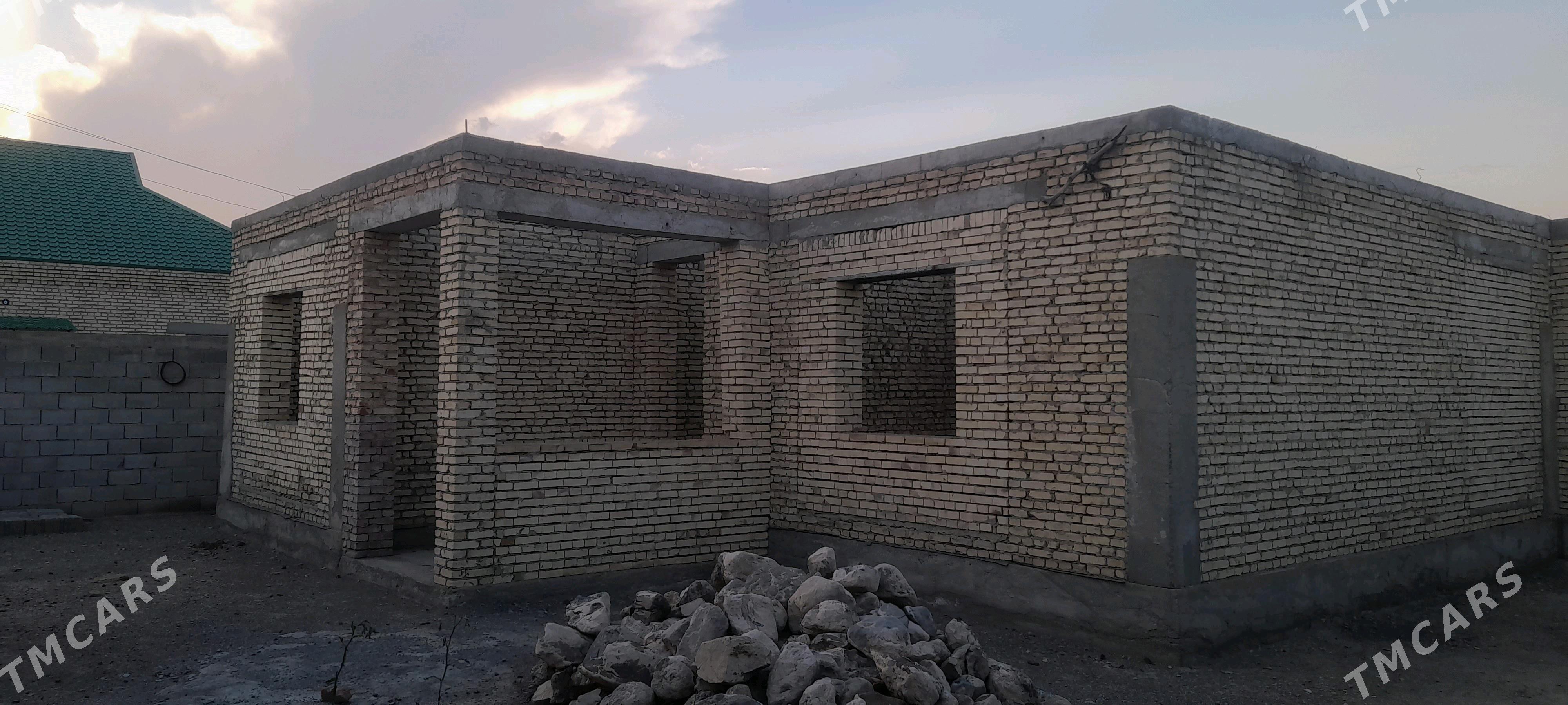 satlyk jaý - Bäherden - img 2