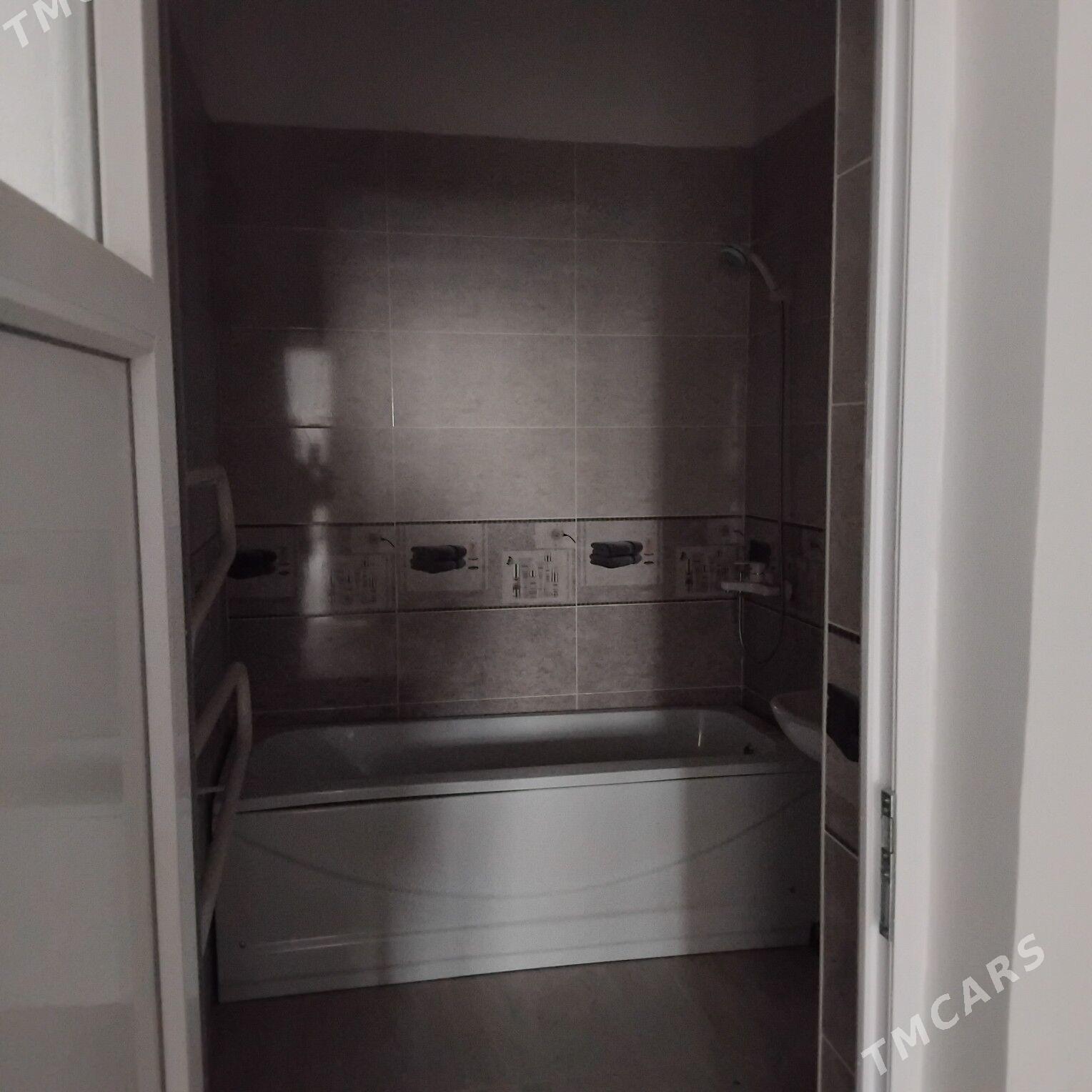 Элитка Рысгал 4эт3ком 178м² - Дашогуз - img 4