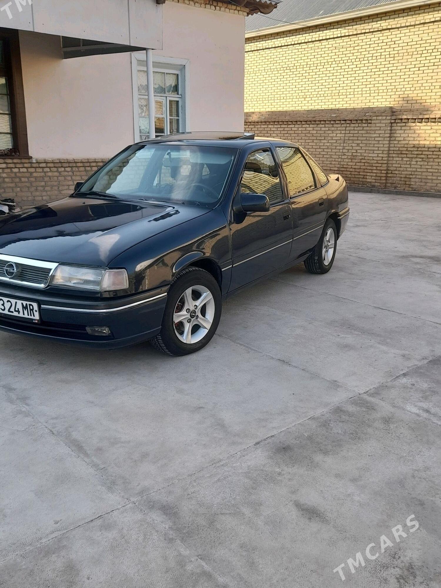 Opel Vectra 1993 - 40 000 TMT - Mary - img 3