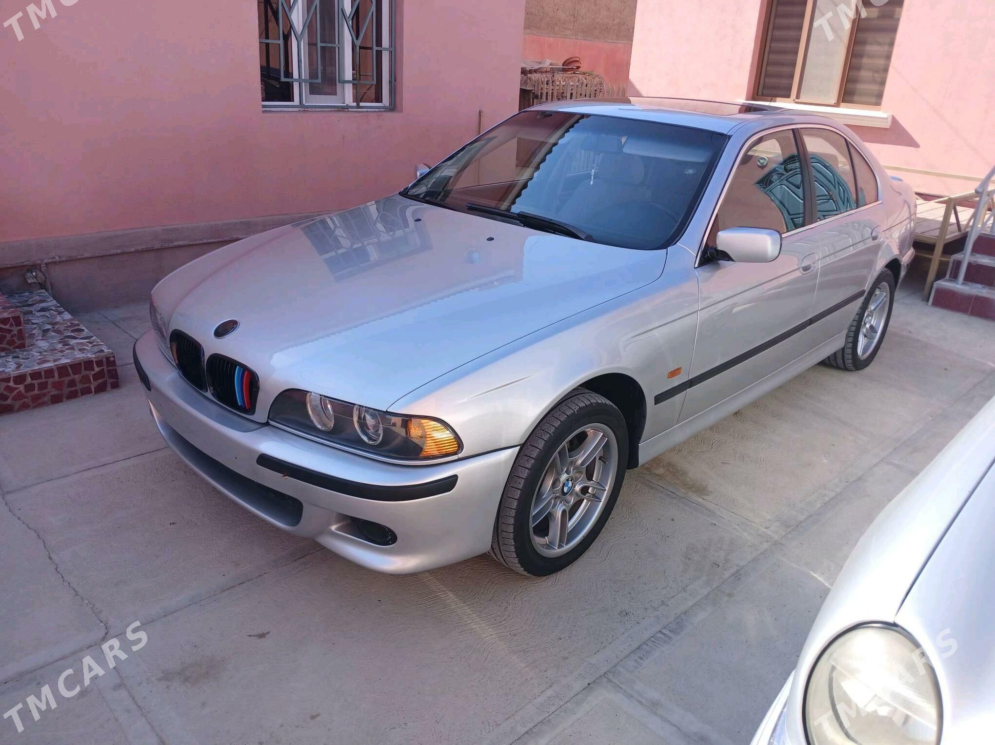 BMW 525 2000 - 130 000 TMT - Gumdag - img 1