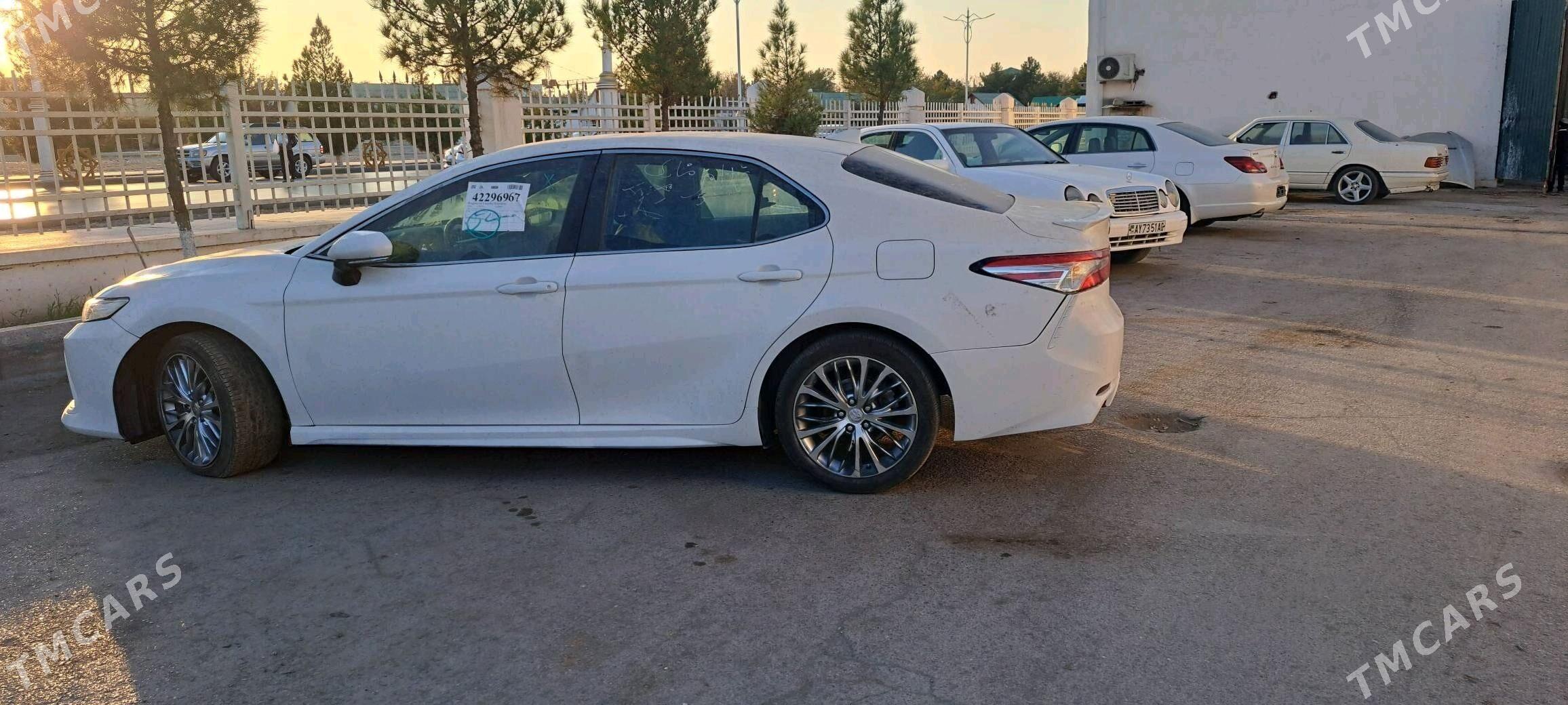 Toyota Camry 2020 - 200 000 TMT - Parahat 6 - img 1