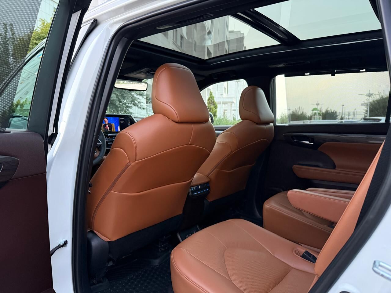 Toyota Highlander 2021 - 915 000 TMT - Ашхабад - img 10