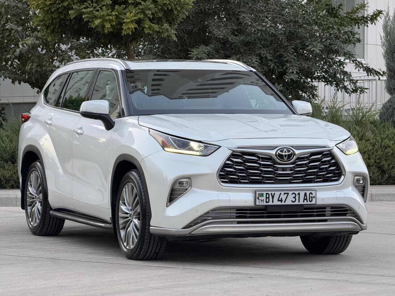 Toyota Highlander 2021 - 915 000 TMT - Ашхабад - img 4