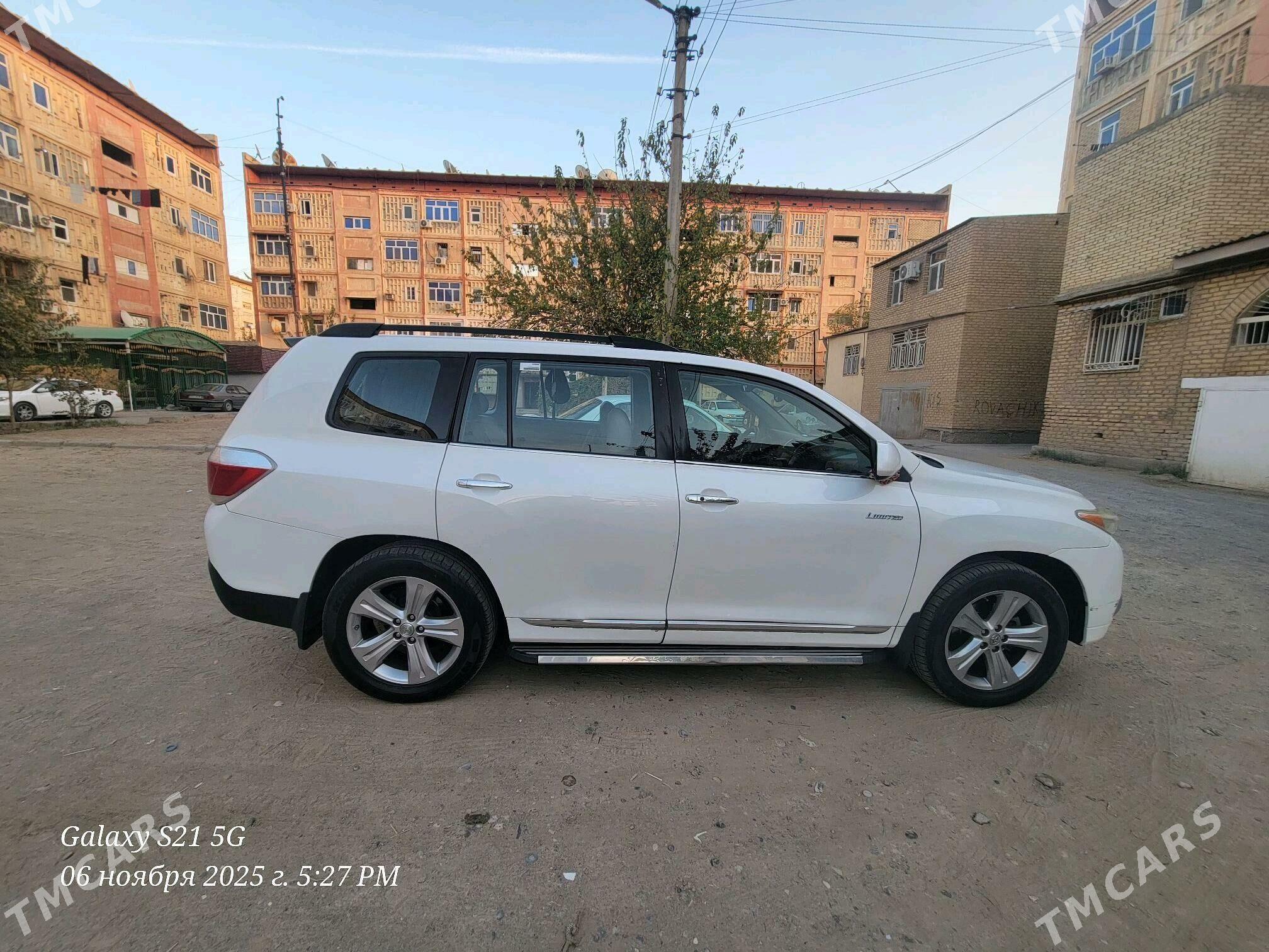 Toyota Highlander 2012 - 320 000 TMT - Мары - img 4