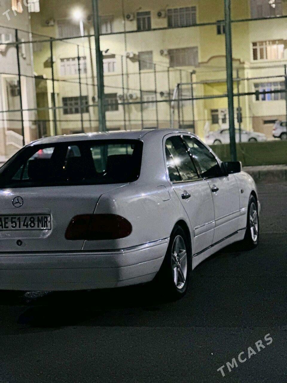 Mercedes-Benz W212 1998 - 95 000 TMT - Mary - img 3