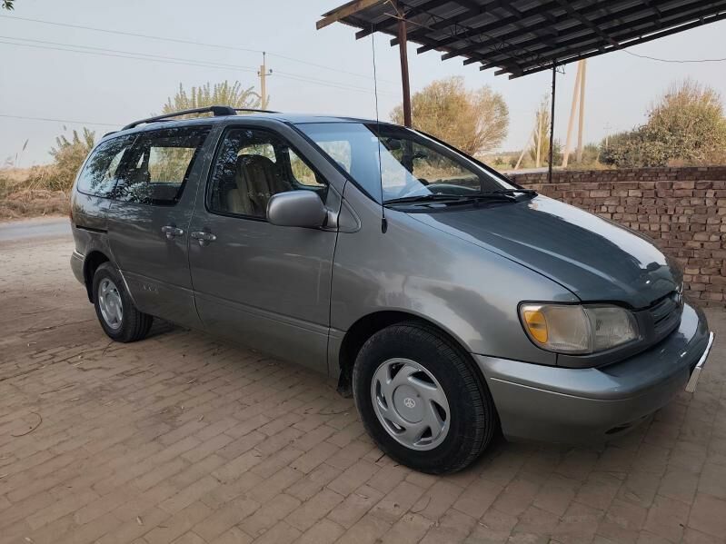 Toyota Sienna 1999 - 140 000 TMT - Керки - img 3