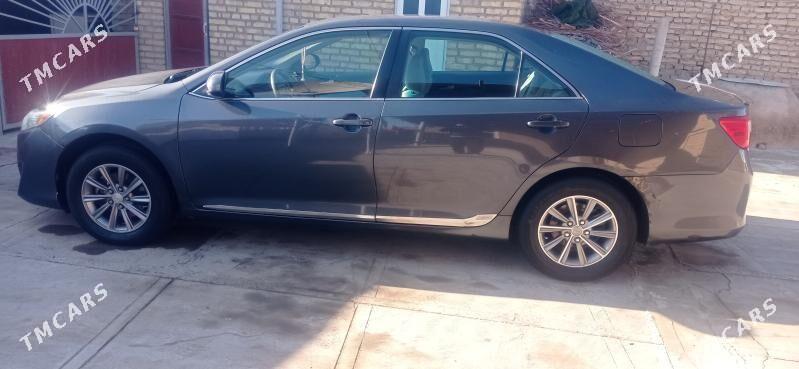 Toyota Camry 2012 - 190 000 TMT - Гарабекевюл - img 1