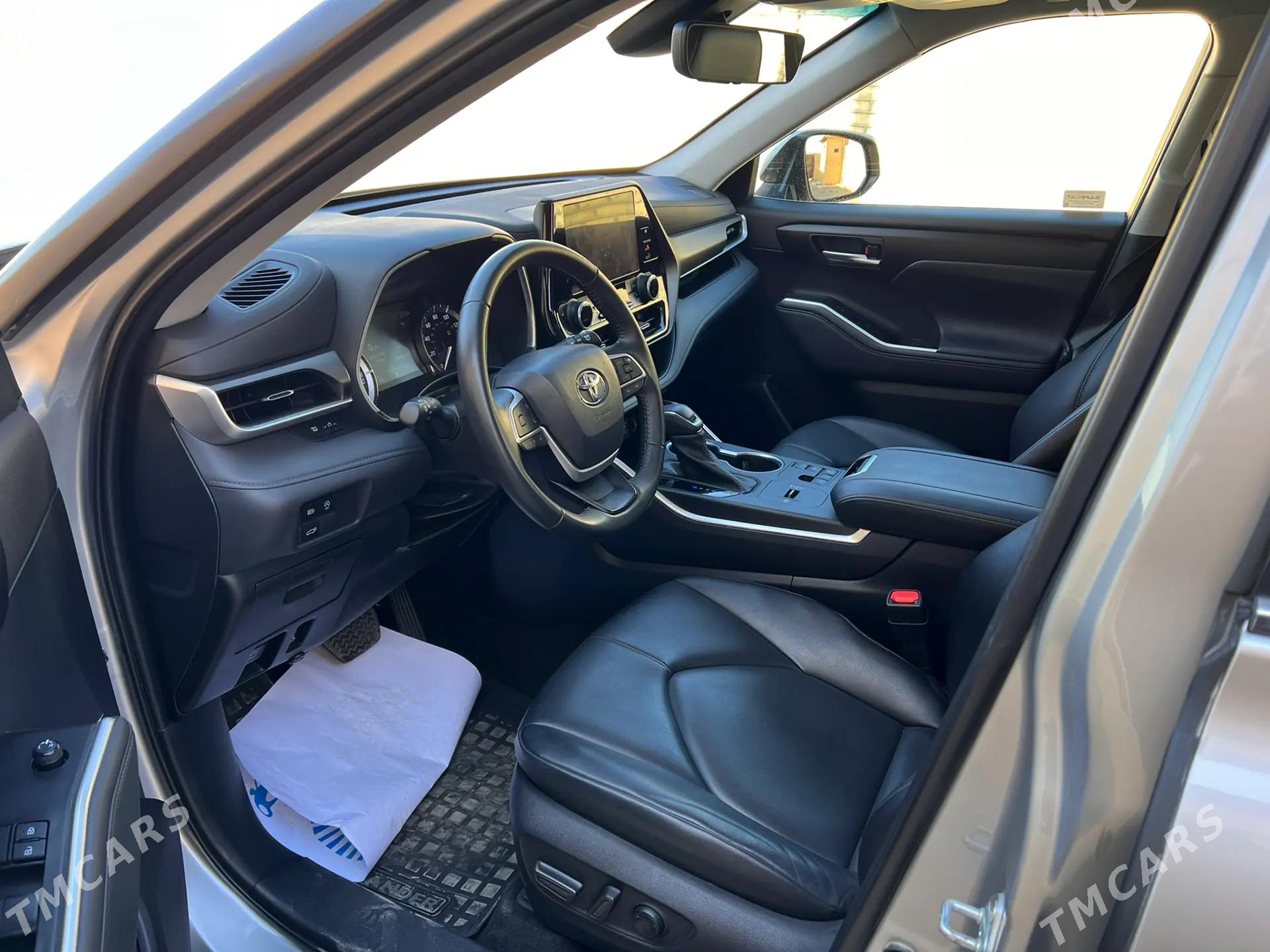 Toyota Highlander 2023 - 540 000 TMT - Мары - img 5