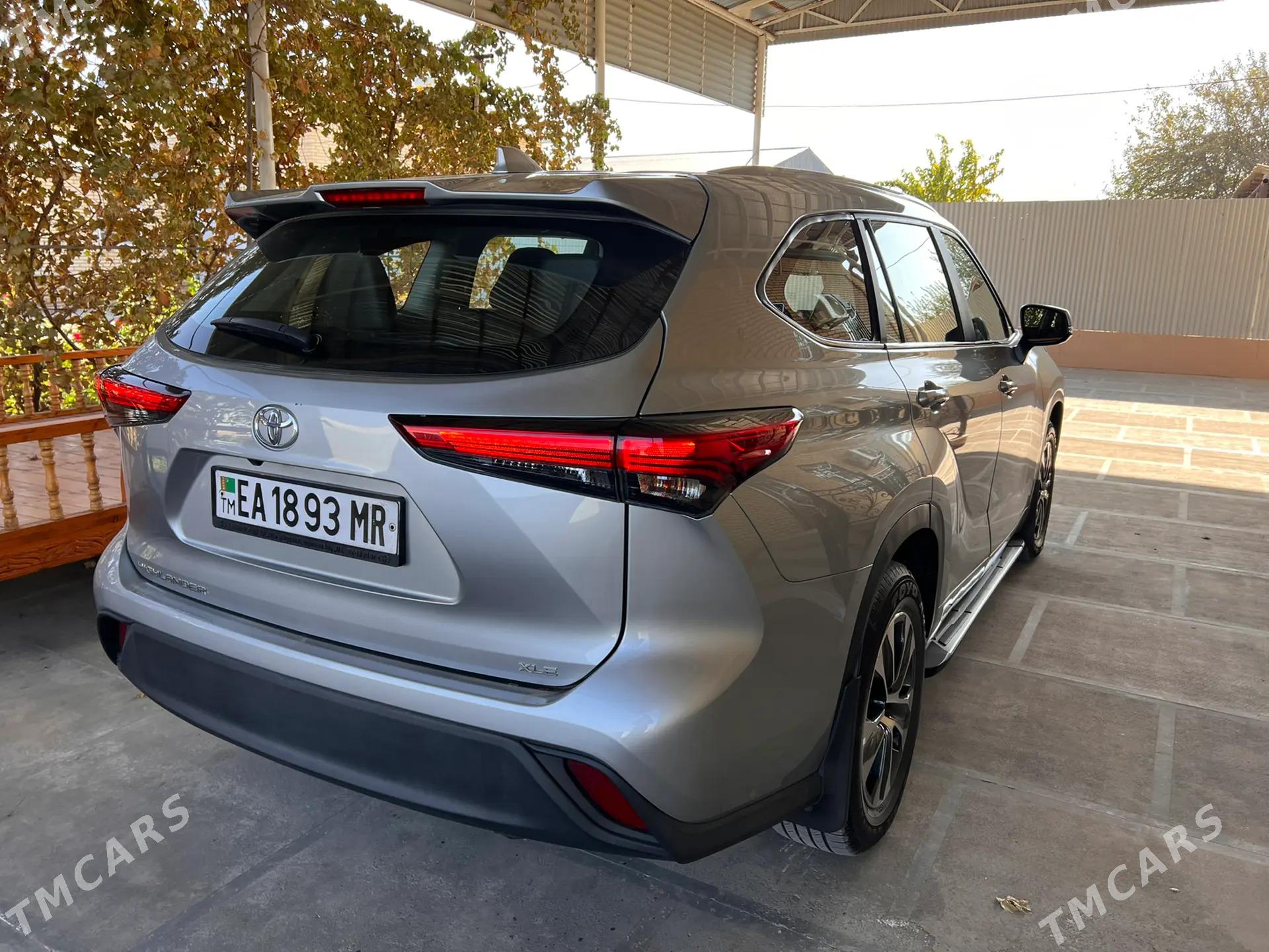 Toyota Highlander 2023 - 540 000 TMT - Мары - img 8