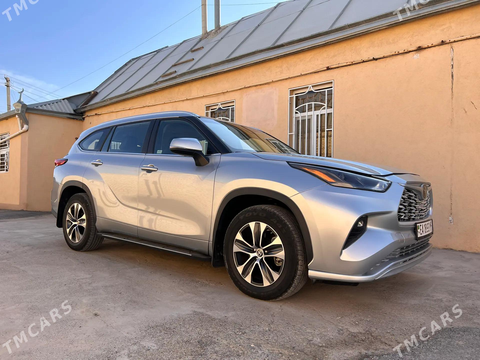 Toyota Highlander 2023 - 540 000 TMT - Мары - img 2
