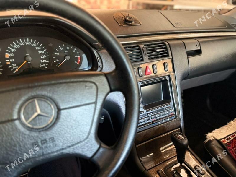 Mercedes-Benz E320 1999 - 130 000 TMT - Büzmeýin GRES - img 6