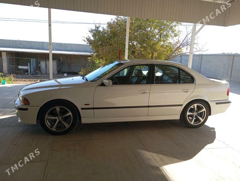BMW E39 1997 - 107 000 TMT - Ёлётен - img 4
