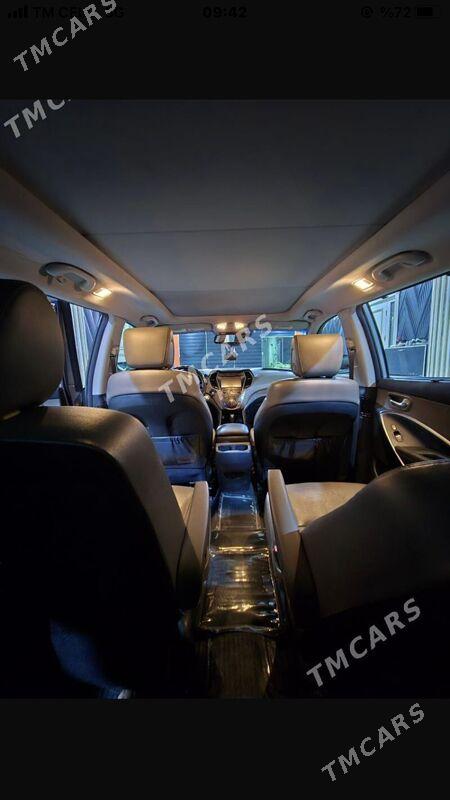 Hyundai Santa Fe 2017 - 225 000 TMT - Ашхабад - img 4