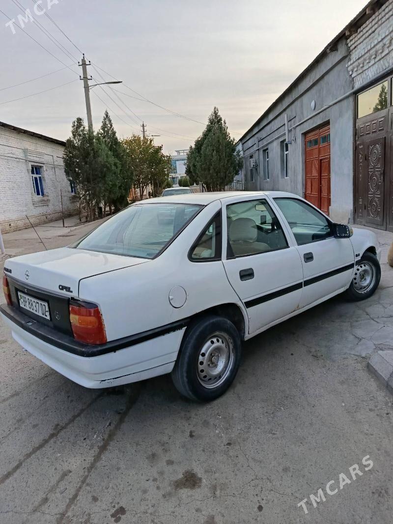 Opel Vectra 1990 - 26 000 TMT - Daşoguz - img 2