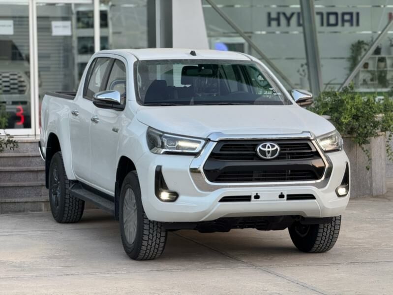 Toyota Hilux 2025 - 650 000 TMT - 11 мкр - img 3