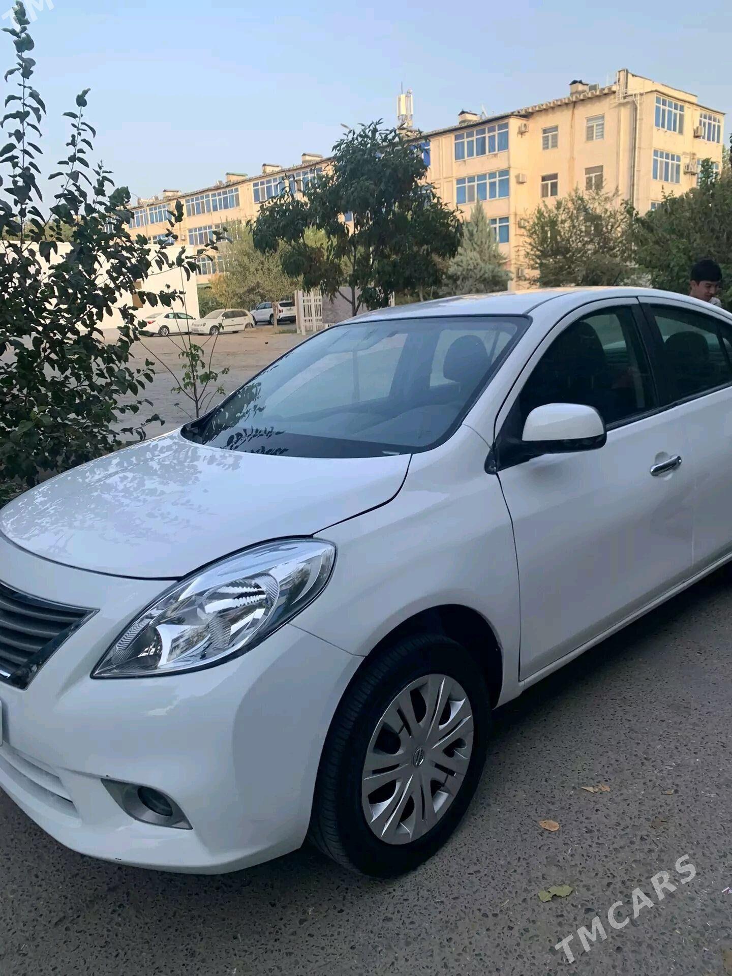 Nissan Versa 2011 - 110 000 TMT - Бузмеин ГРЭС - img 2