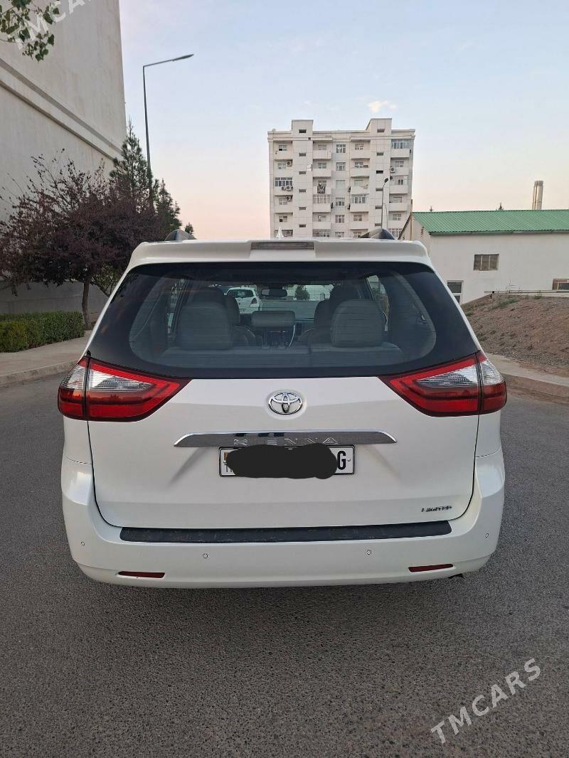 Toyota Sienna 2019 - 470 000 TMT - Ашхабад - img 2