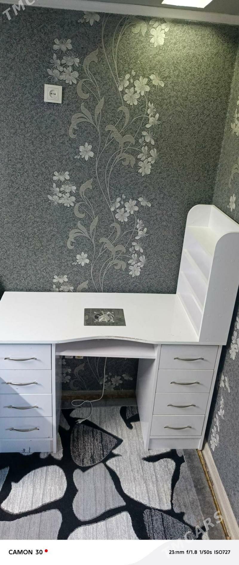 Стол для маникюра - 11 мкр - img 3