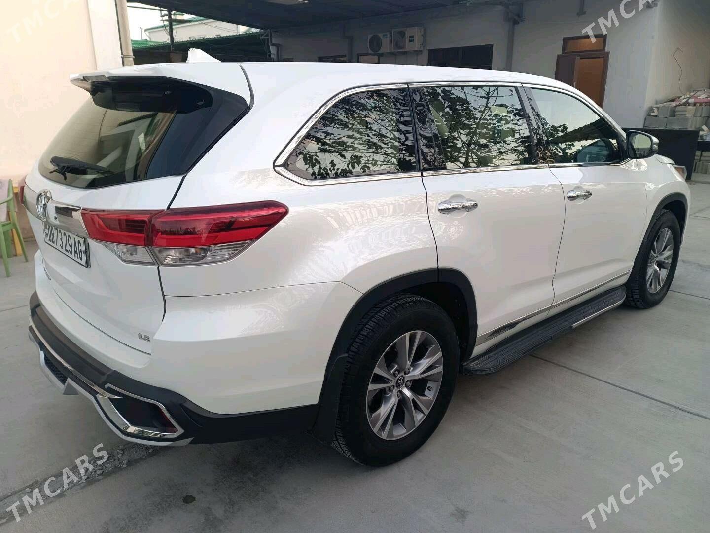 Toyota Highlander 2016 - 399 000 TMT - Бузмеин - img 4